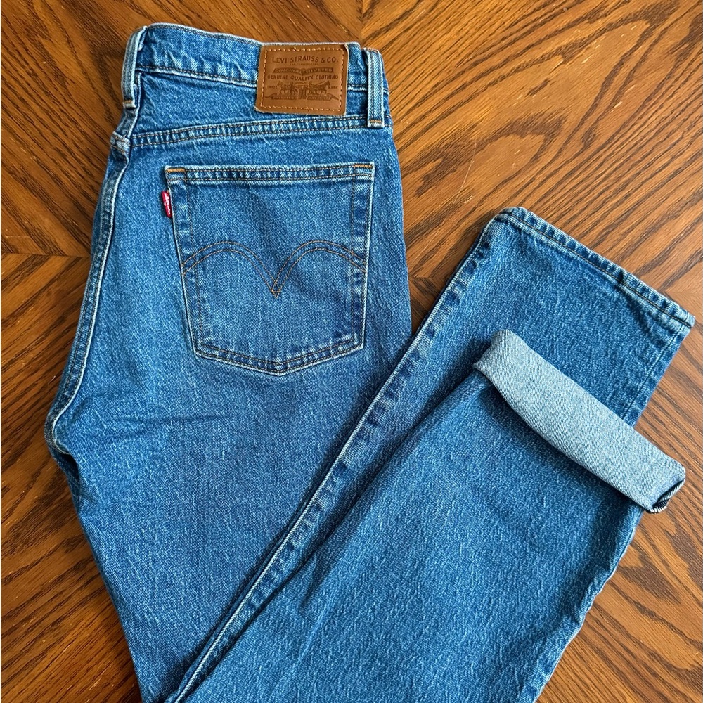 Levi's Women's Wedgie Straight